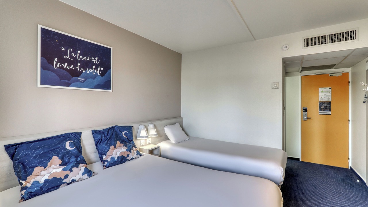 Photo of Bedroom in Issoire