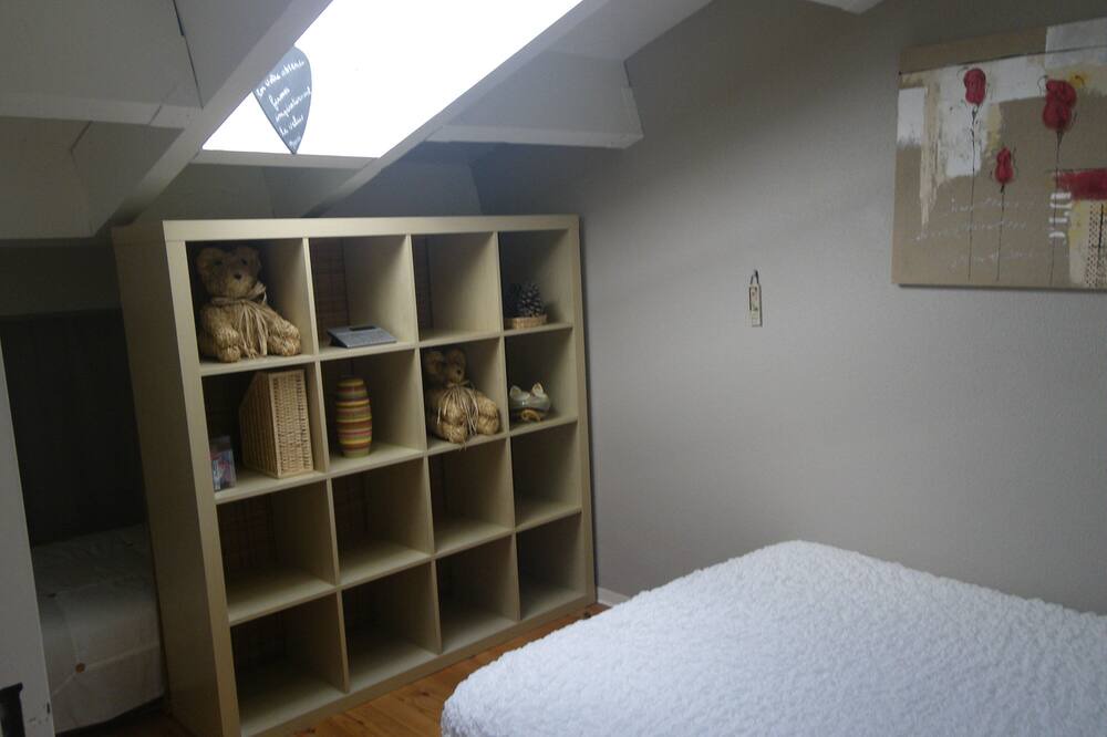 Photo of Bedroom in Frontignan