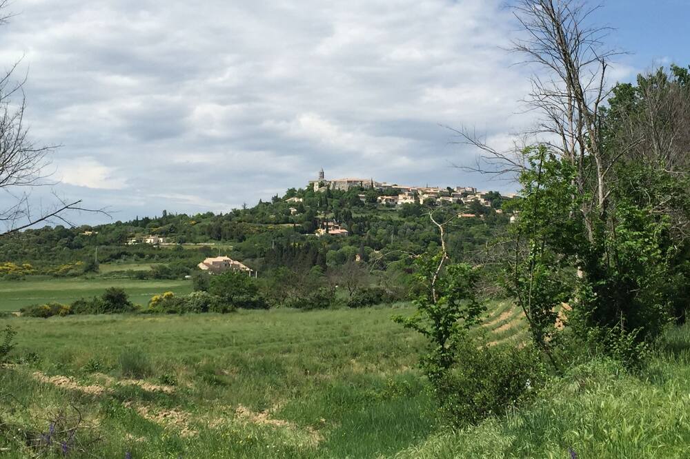 Photo of Outdoor in La Garde-Adhemar