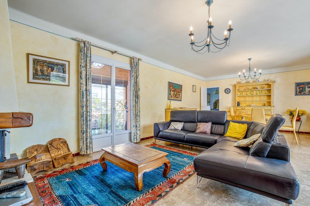 Photo of Livingroom in Cournonterral
