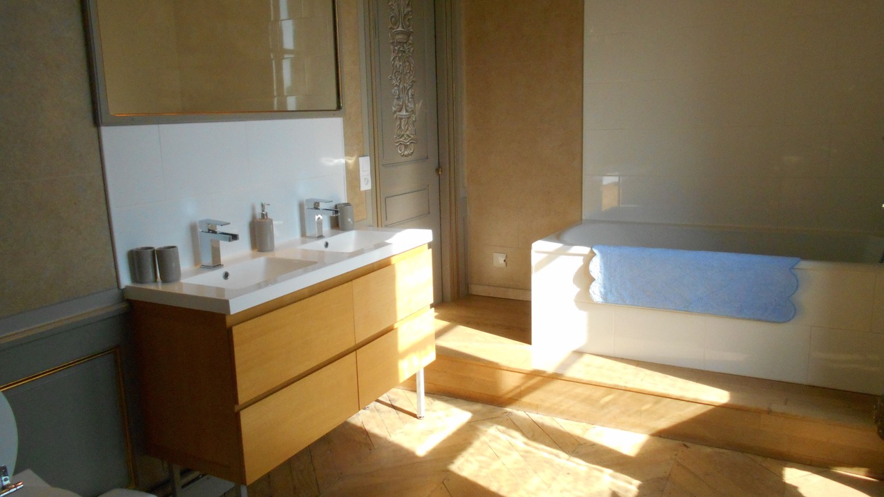 Photo of Bathroom in Parigny