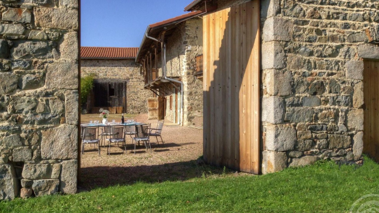 Photo of Patio Balcony in Lure
