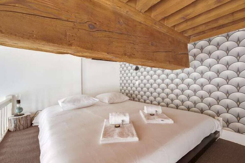 Photo of Bedroom in Terreaux - Bat d'argent