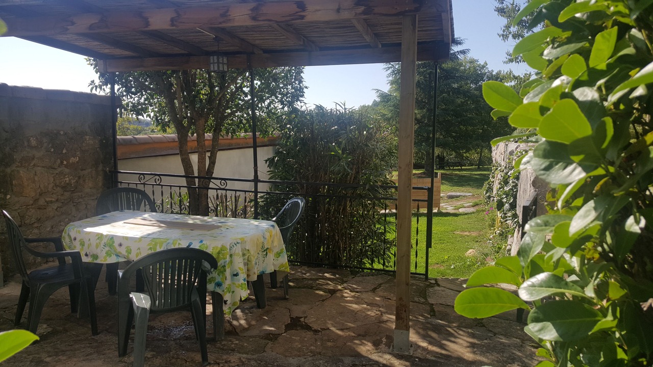 Photo of Outdoor in Saint-Etienne-de-Fontbellon