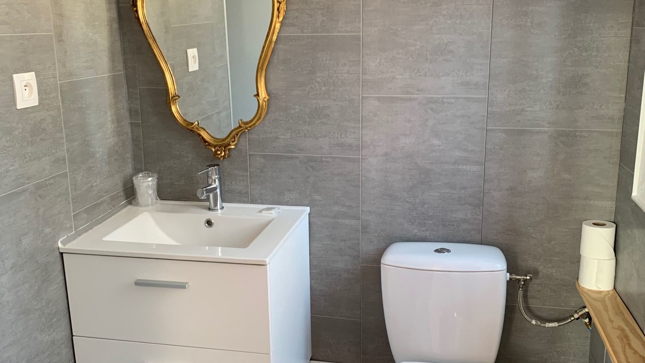 Photo of Bathroom in Roanne