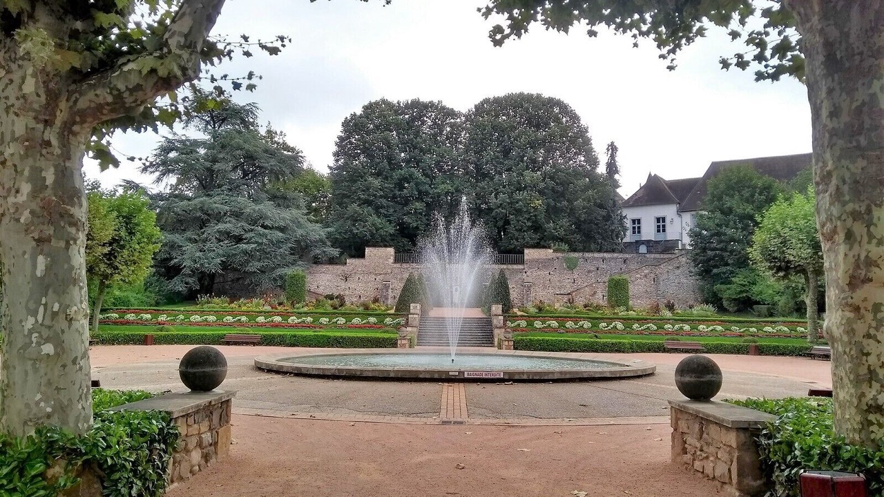 Photo of Outdoor in Montlucon