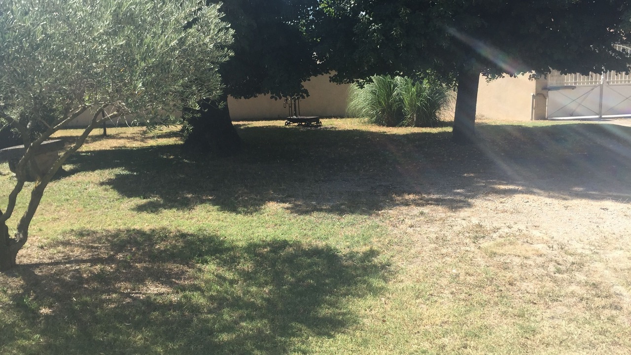 Photo of Outdoor in Jonquieres