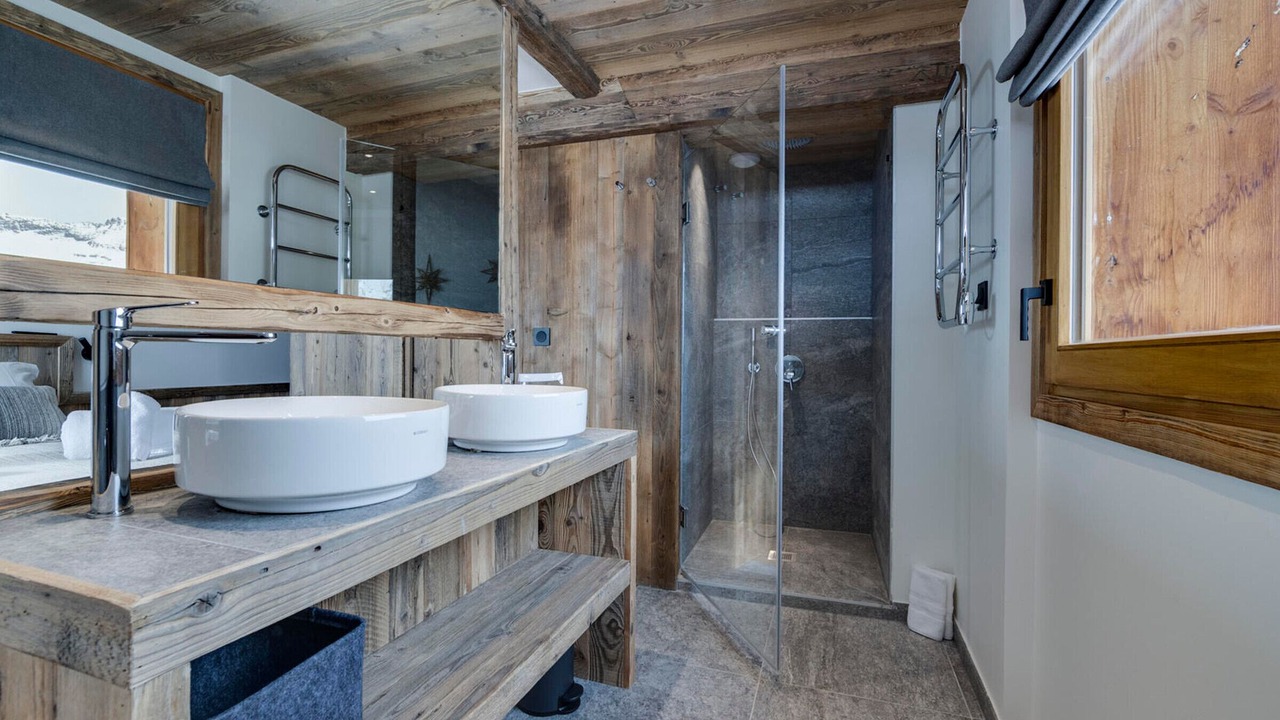 Photo of Bathroom in Les Almes