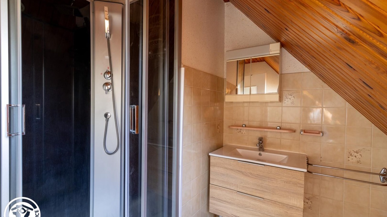 Photo of Bathroom in Perpezat
