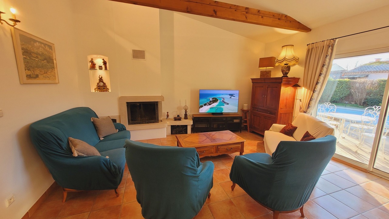 Photo of Livingroom in L'Isle-sur-la-Sorgue