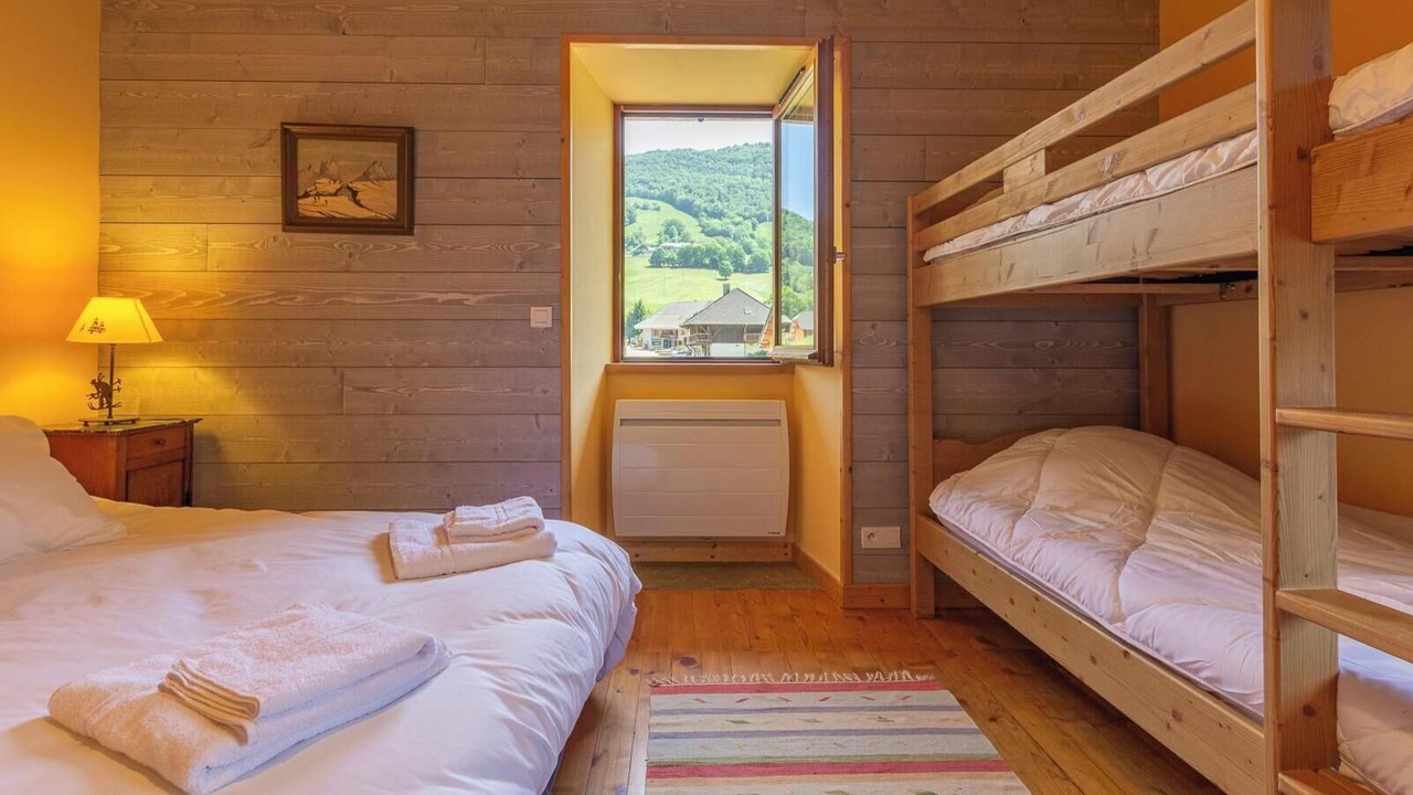 Photo of Bedroom in Aillon-le-Jerune