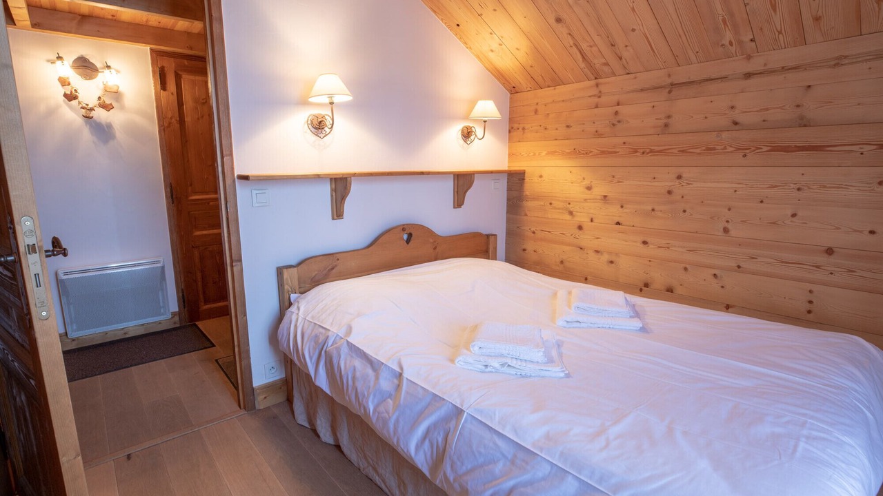 Photo of Bedroom in Meribel Centre