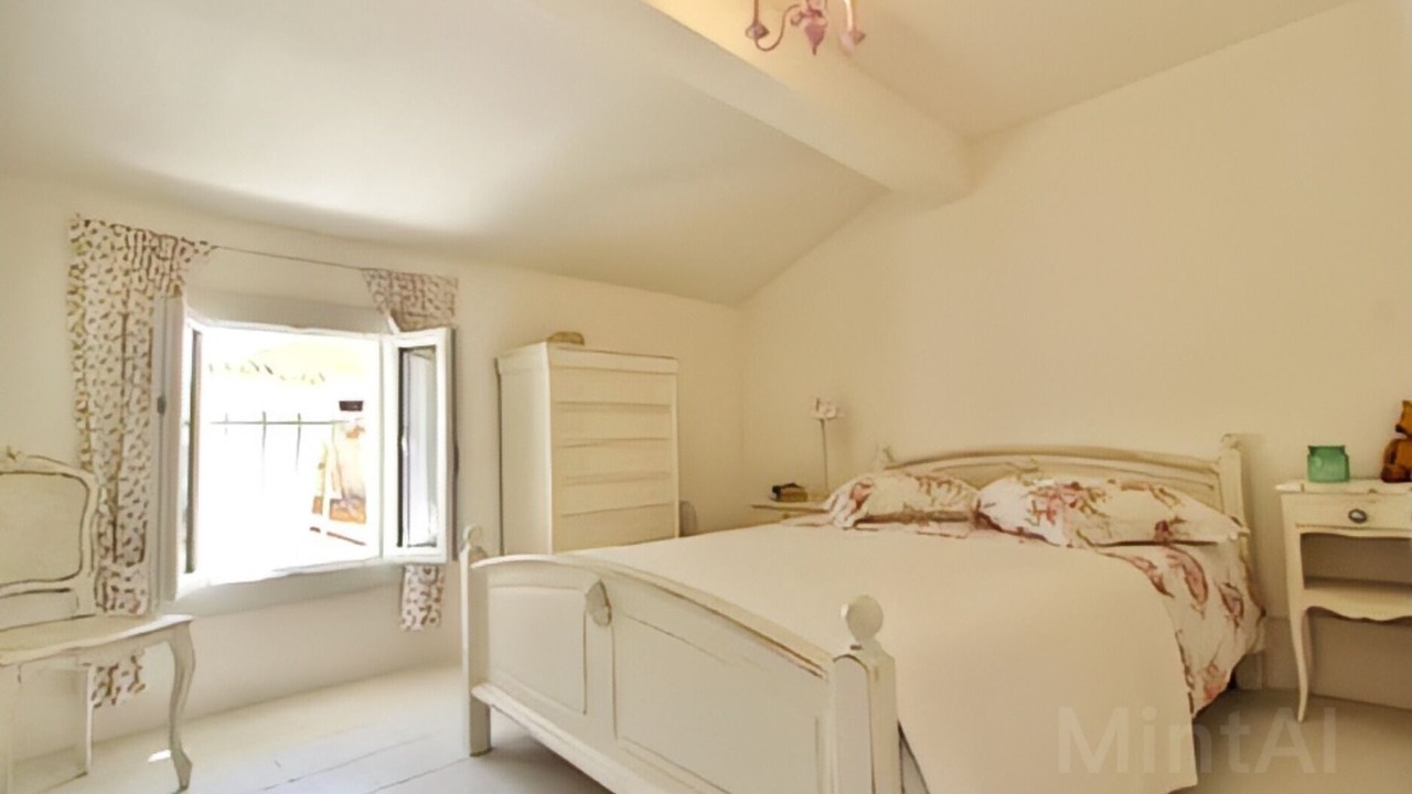 Photo of Bedroom in Olonzac