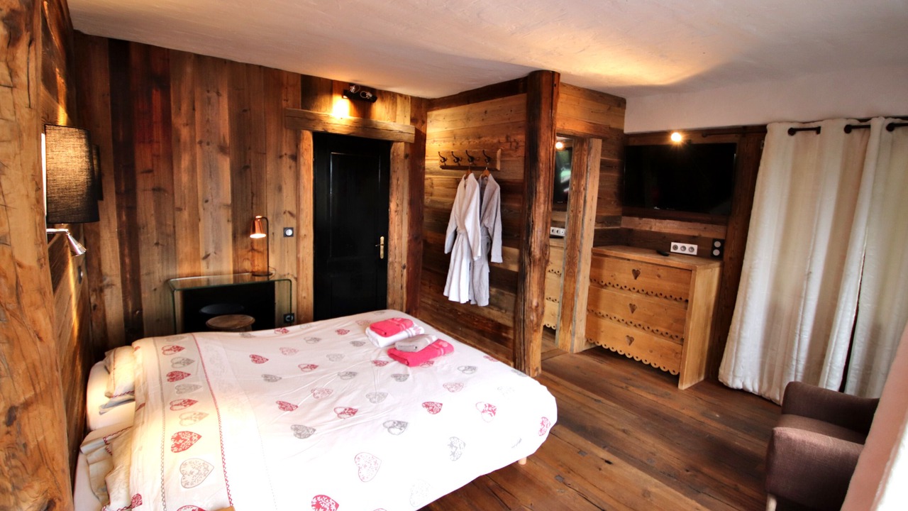 Photo of Bedroom in Montgenevre