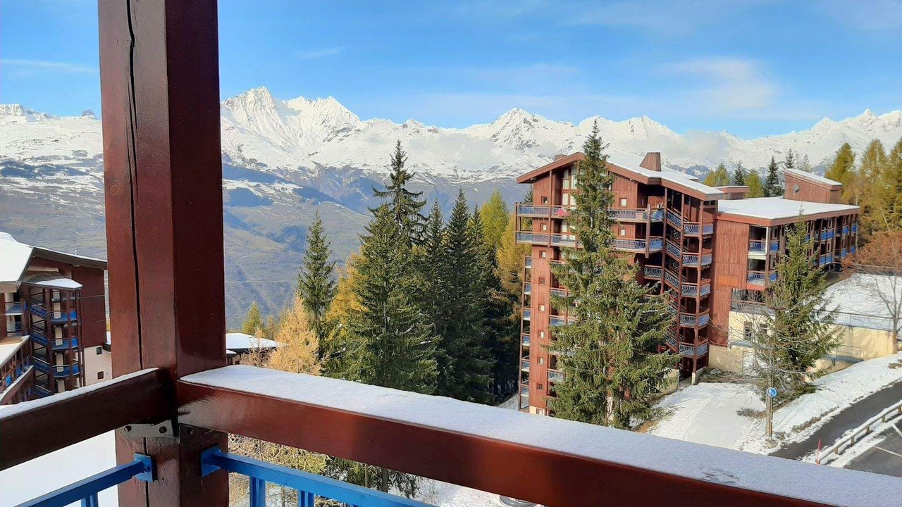 Photo of Outdoor in Arc-1800