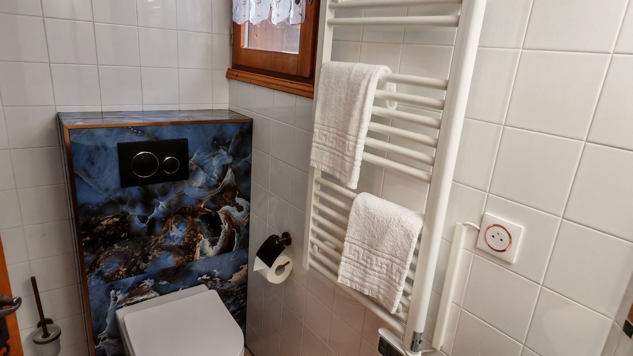 Photo of Bathroom in La Perriere