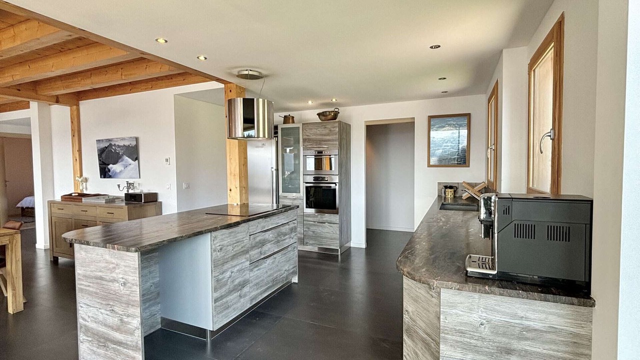 Photo of Kitchen in Notre-Dame-de-Bellecombe