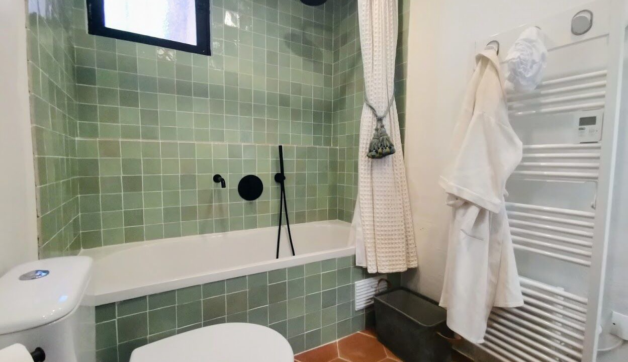Photo of Bathroom in Lorgues