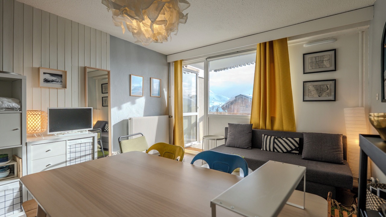 Photo of Livingroom in Jeux