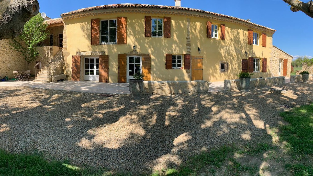 Photo of Outdoor in Villelaure