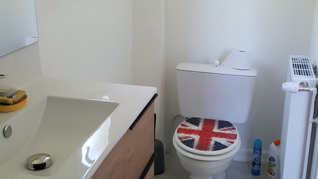 Photo of Bathroom in Arpajon-sur-Cere