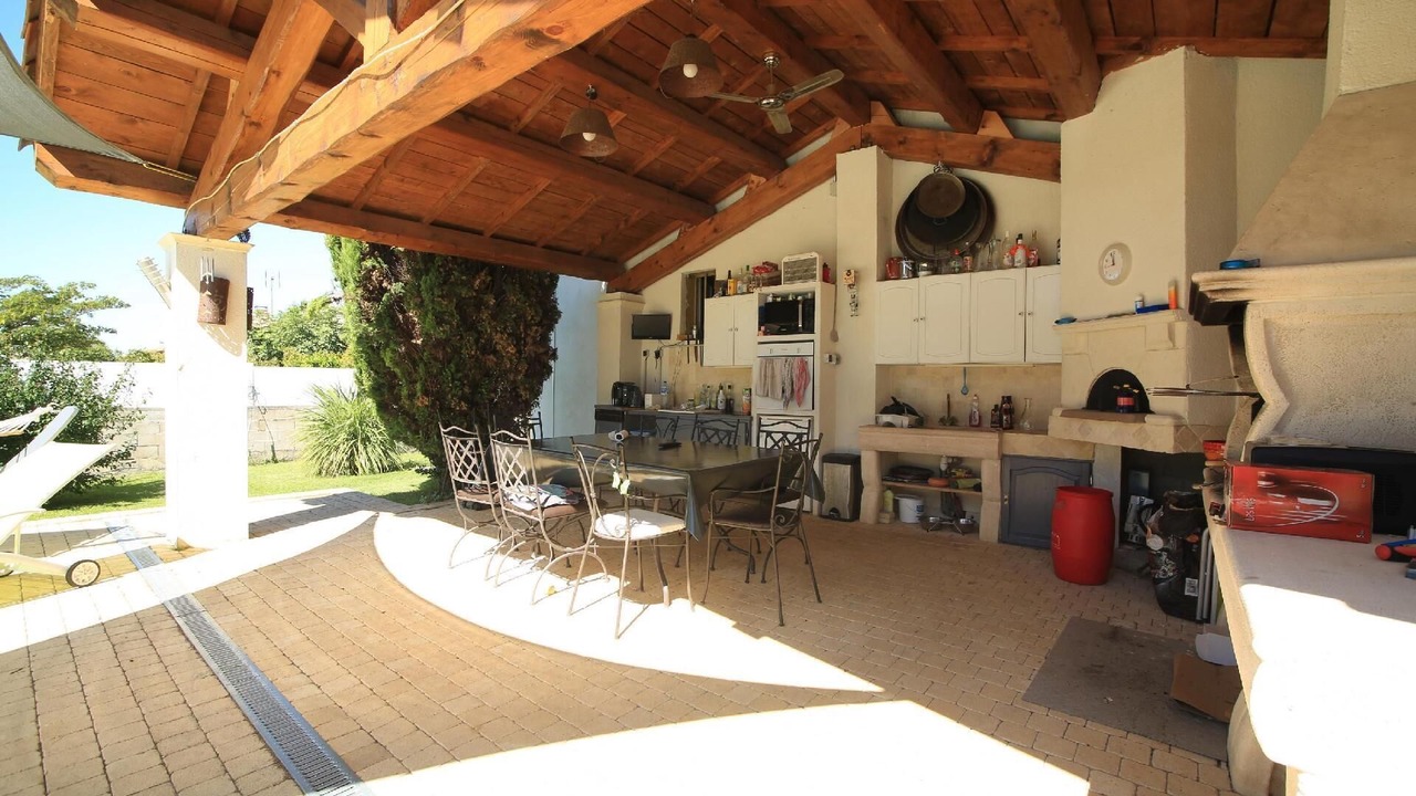 Photo of Outdoor in Camaret-sur-Aigues