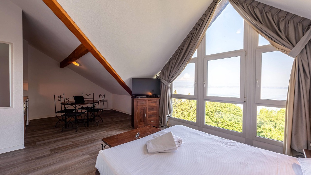 Photo of Bedroom in Evian-les-Bains