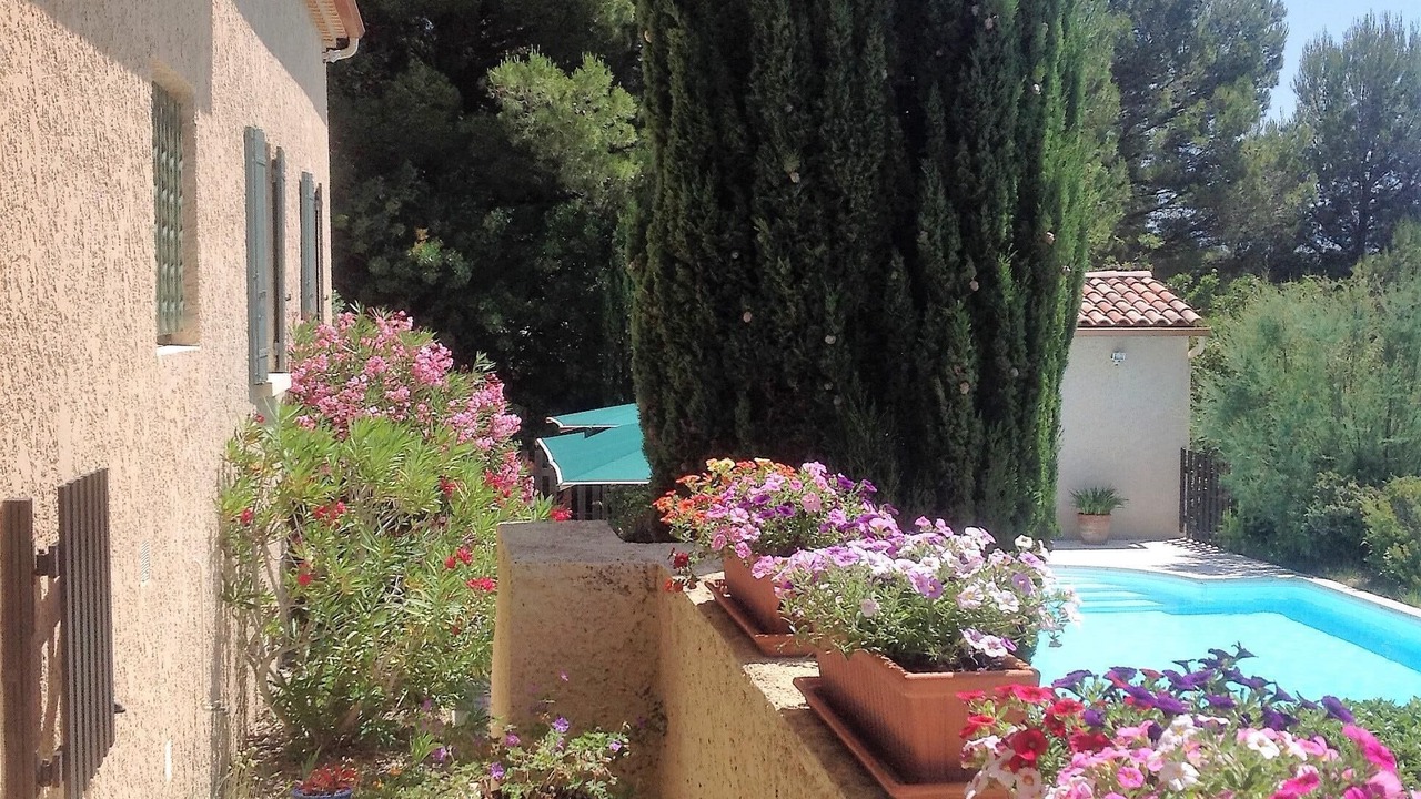 Photo of Outdoor in Saint-Hippolyte-le-Graveyron
