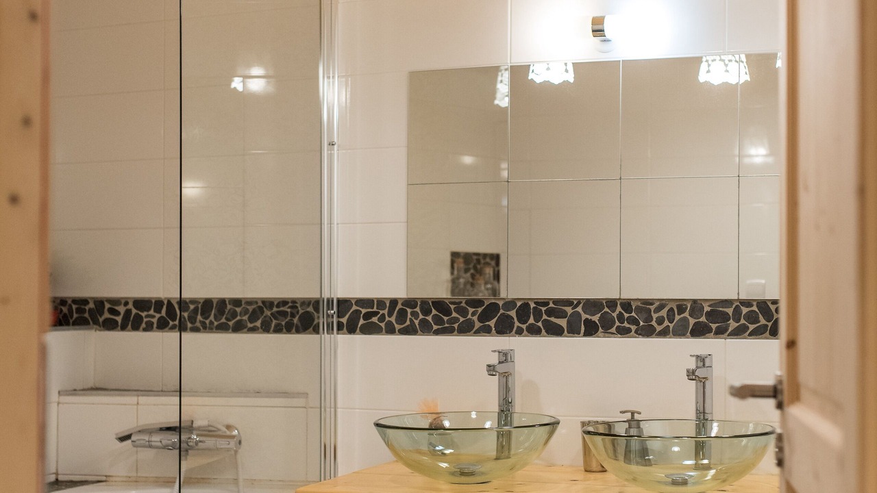 Photo of Bathroom in Orelle