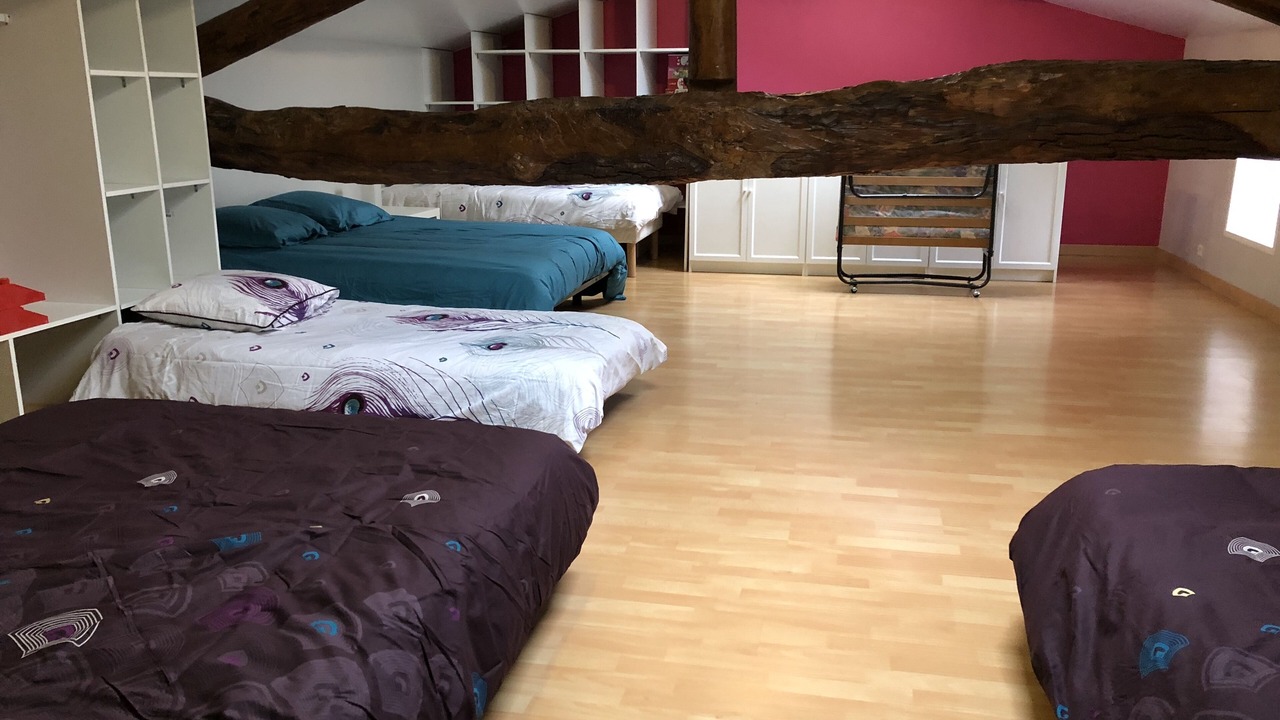 Photo of Bedroom in Mareugheol