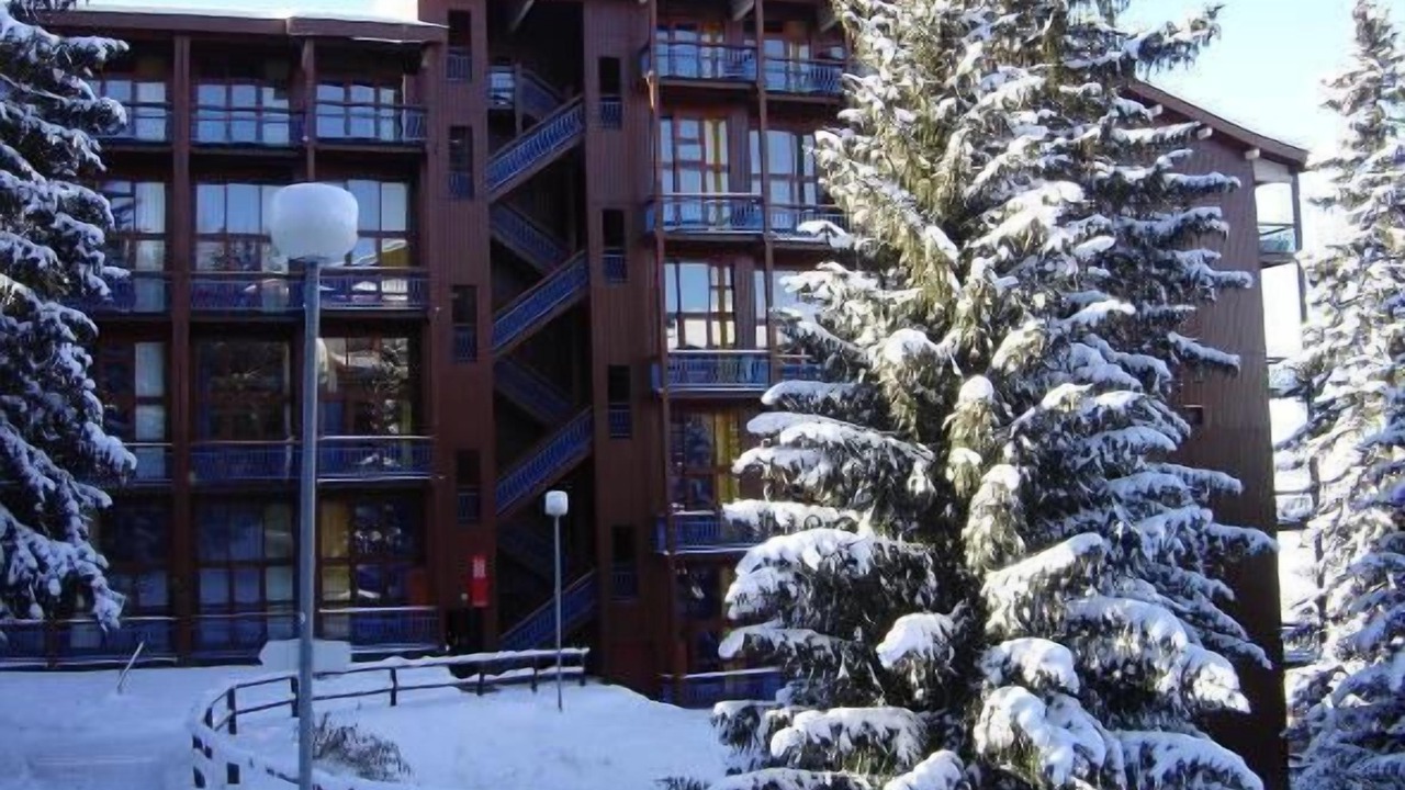 Photo of Outdoor in Arc-1800