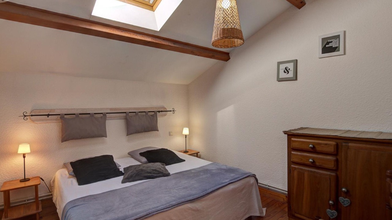 Photo of Bedroom in Les Salles