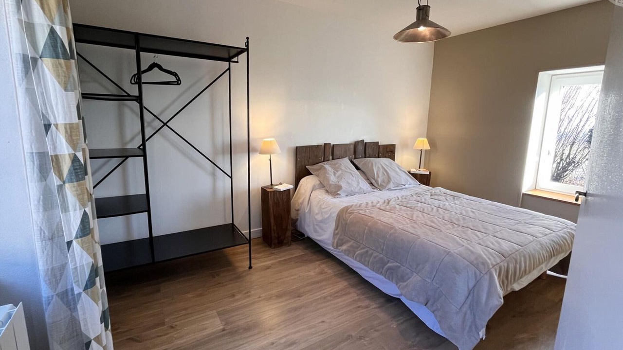 Photo of Bedroom in Saint-Andre-dʼApchon