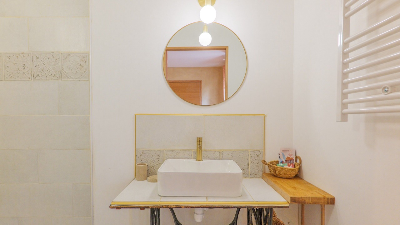 Photo of Bathroom in Saint-Remeze