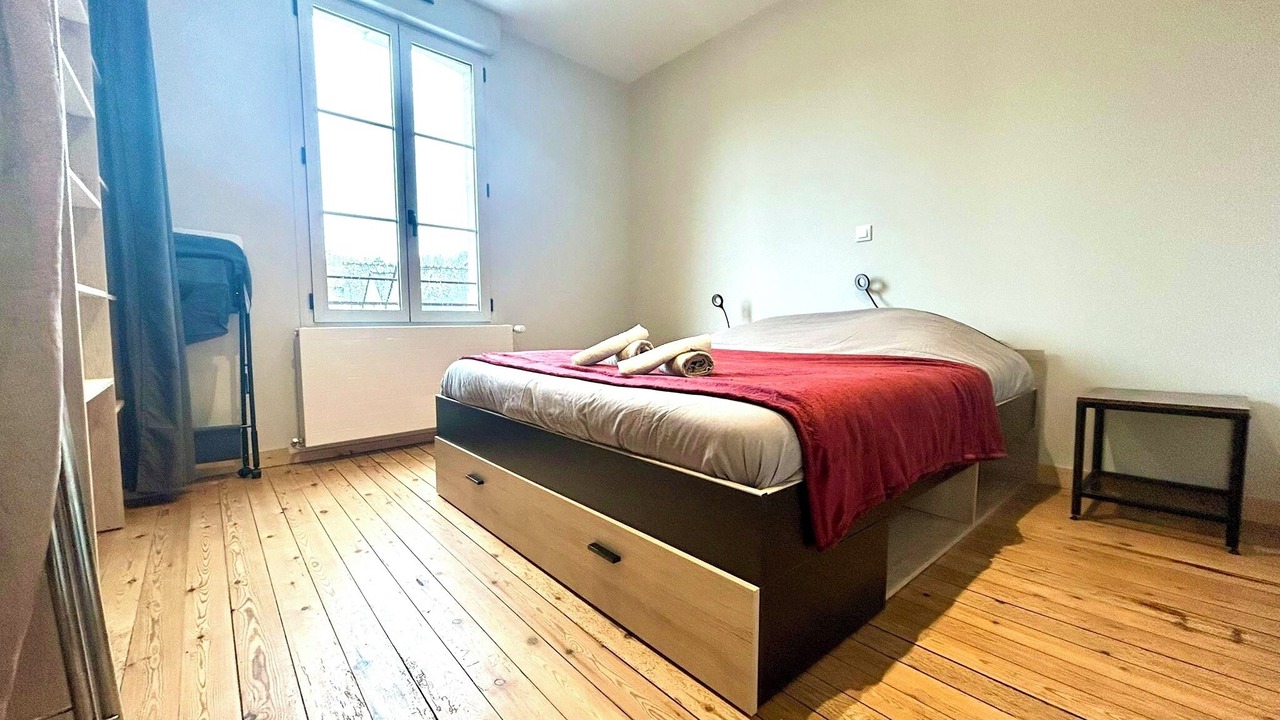 Photo of Bedroom in Cheille