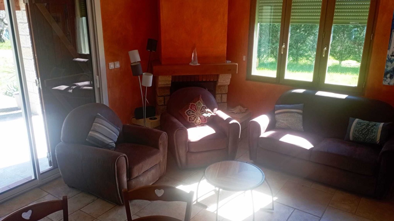 Photo of Livingroom in Sampzon