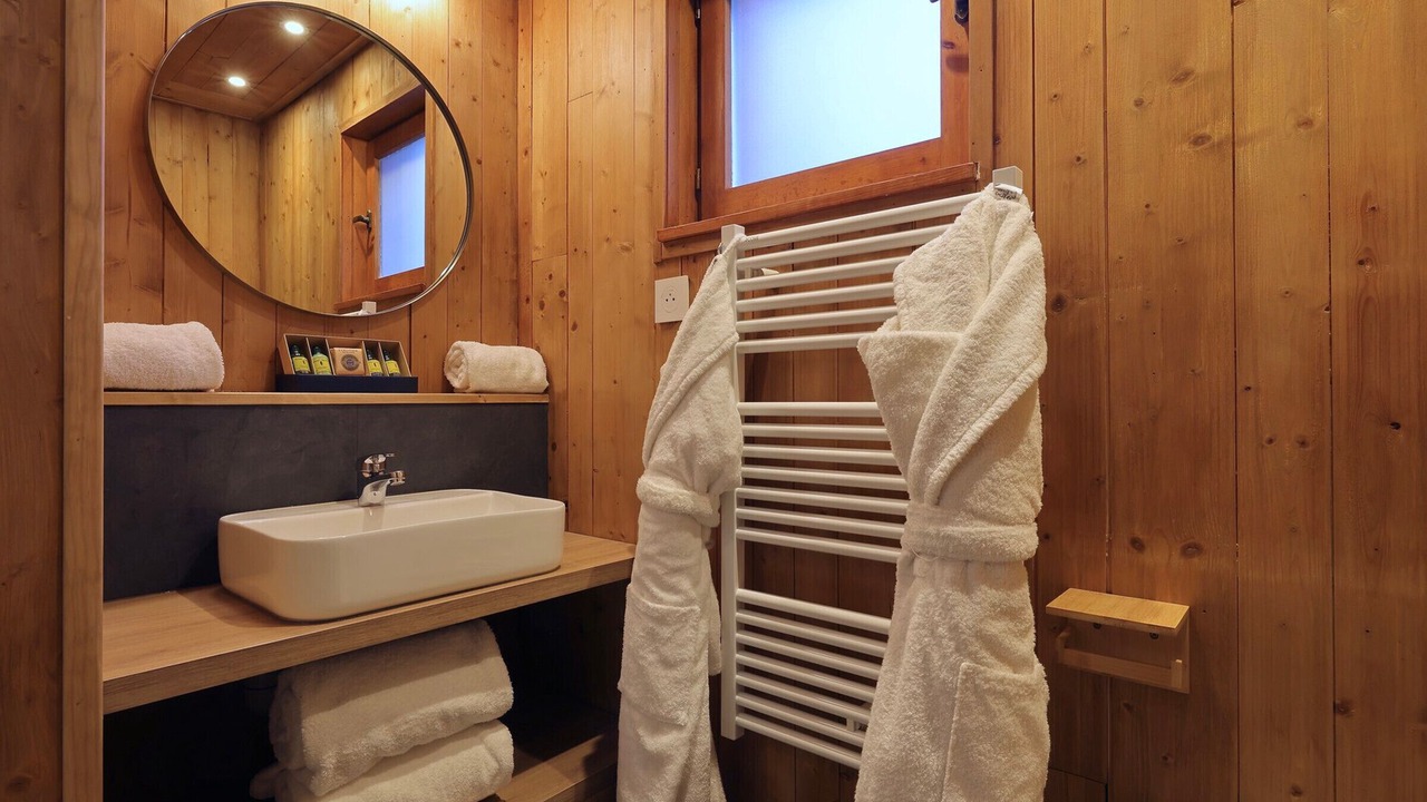 Photo of Bathroom in La Perriere