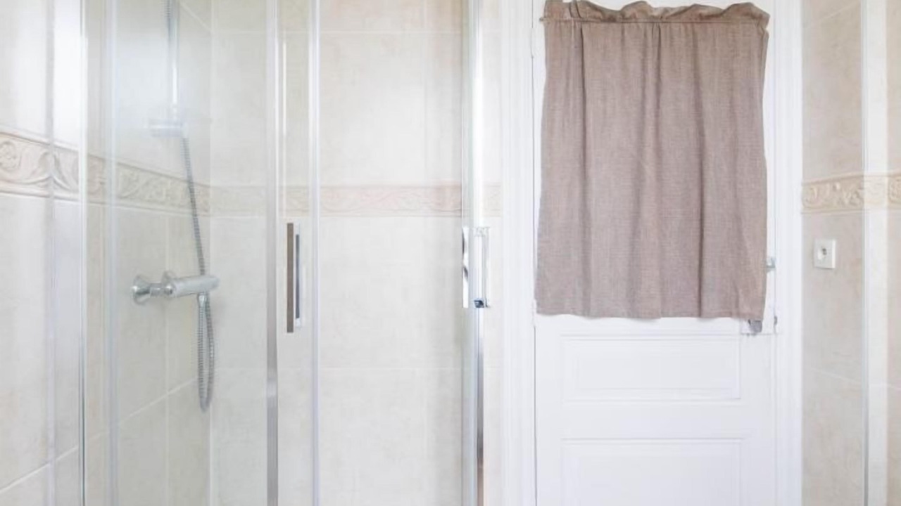 Photo of Bathroom in Montpeyroux
