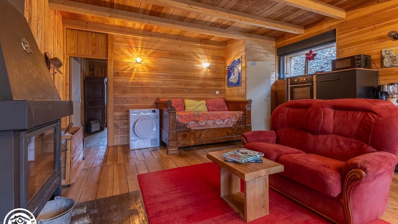Photo of Livingroom in Orcival