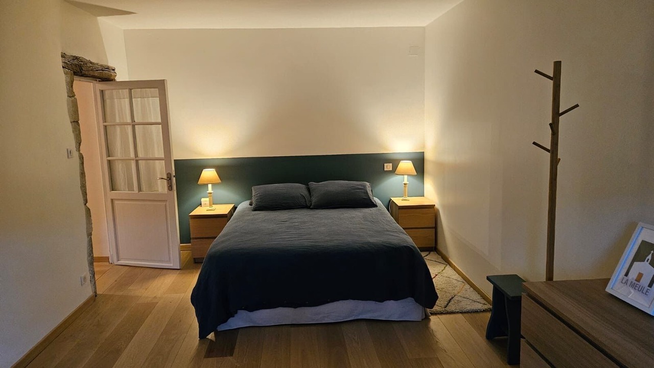 Photo of Bedroom in Clansayes