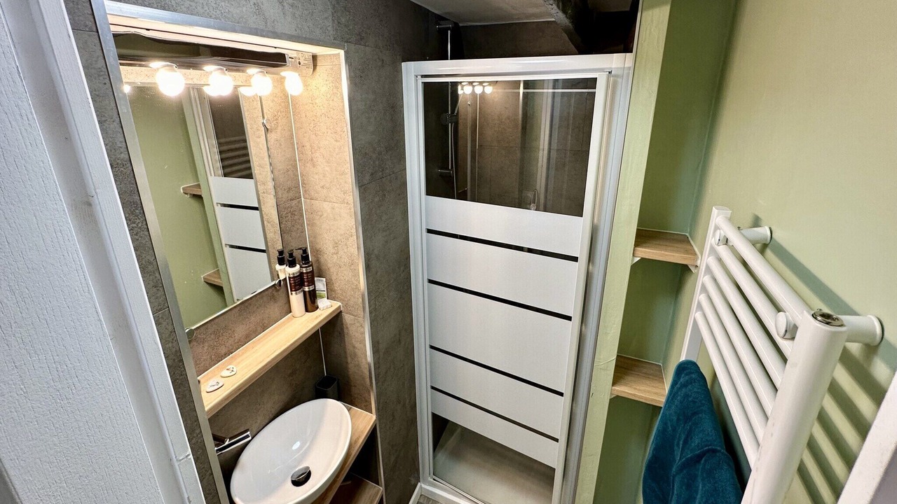 Photo of Bathroom in La Bourboule