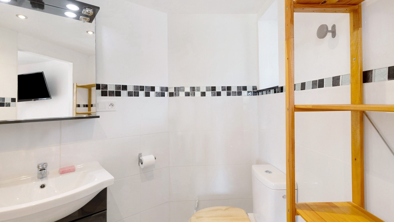 Photo of Bathroom in Font-Romeu-Odeillo-Via