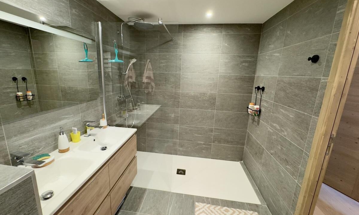 Photo of Bathroom in Bergers