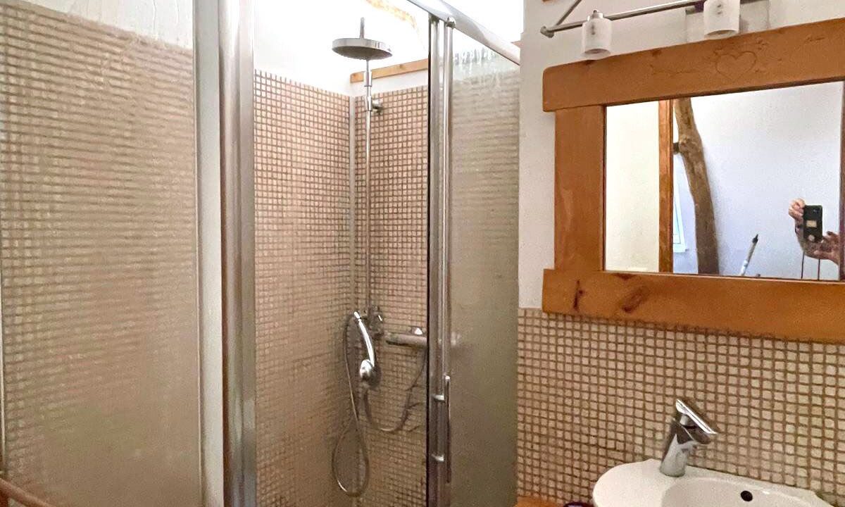 Photo of Bathroom in Vic-sur-Cere