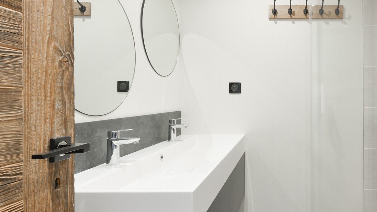 Photo of Bathroom in Aime