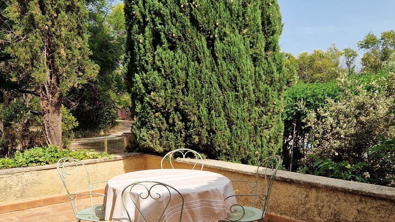 Photo of Outdoor in Saint-Martin-de-Crau