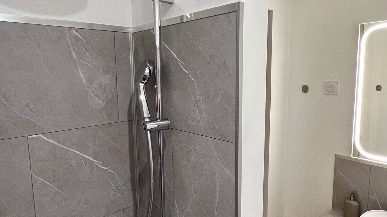 Photo of Bathroom in Font-Romeu-Odeillo-Via