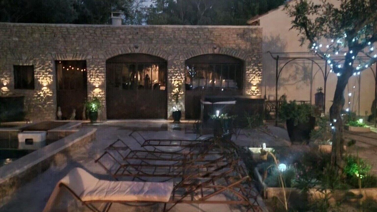 Photo of Patio Balcony in Violes