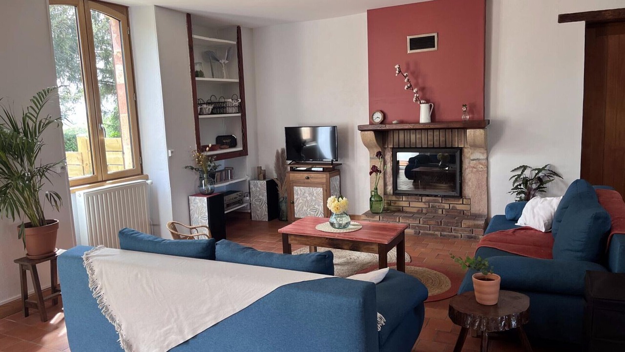 Photo of Livingroom in Saint-Desire