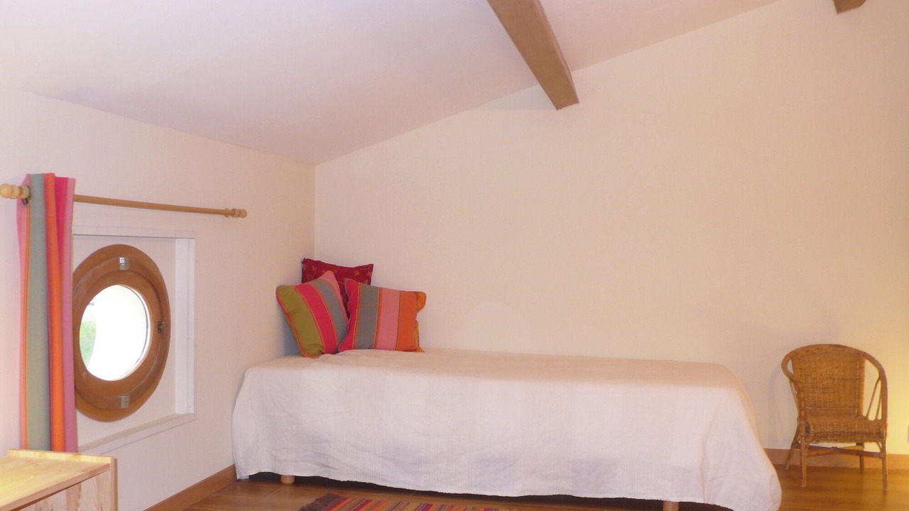 Photo of Bedroom in Mirabel-et-Blacons